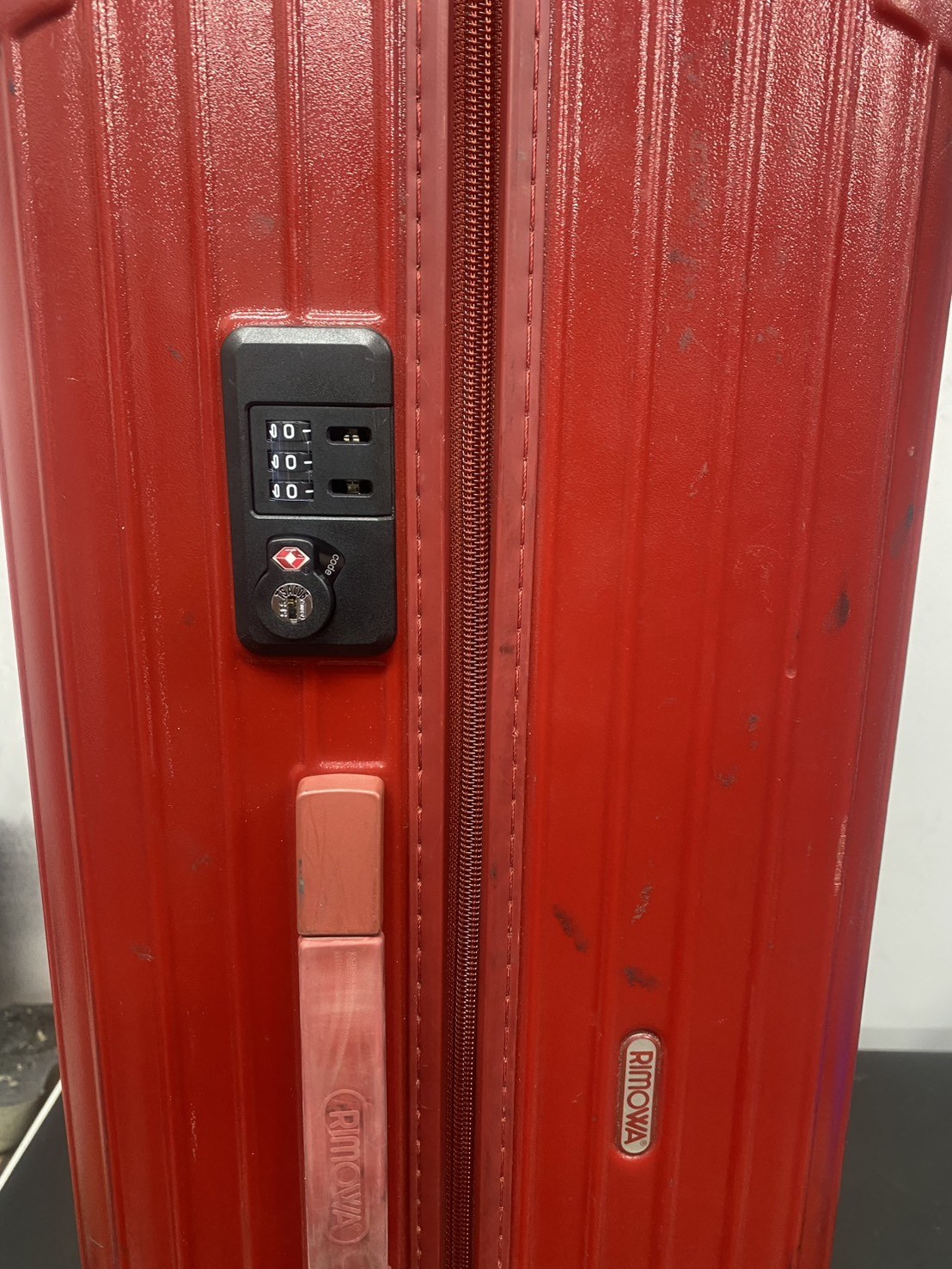 リモワ（RIMOWA）ロック交換の修理事例（純正品交換） 修理後